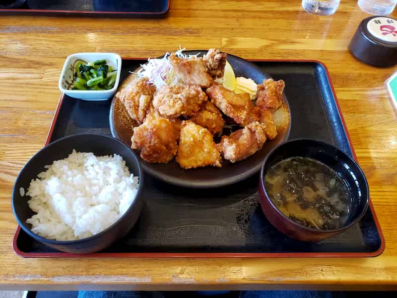 唐揚げ定食